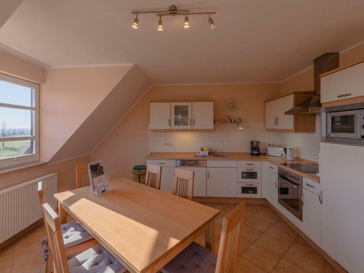 Ferienwohnungen "Am Storchennest" Göhren-Lebbin Quarto foto