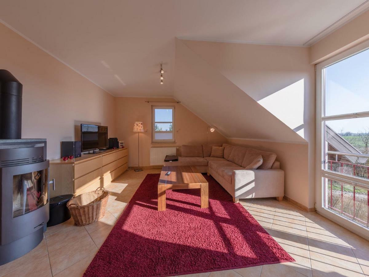 Ferienwohnungen "Am Storchennest" Göhren-Lebbin Quarto foto
